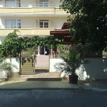Larisa 2 Sveti Vlas